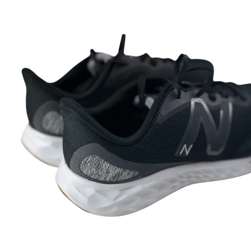 New Balance Fresh Foam Arishi v4 Mens 11.5 4E Extra Wide Black Running MARISEK4
